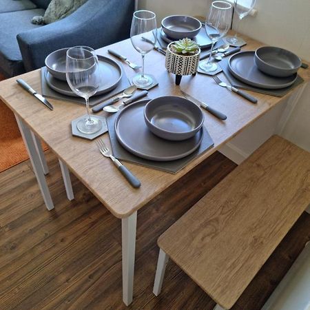 مانسفيلد Lovely 2 Bedroom Serviced Apartment With Parking المظهر الخارجي الصورة