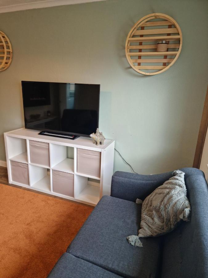 مانسفيلد Lovely 2 Bedroom Serviced Apartment With Parking المظهر الخارجي الصورة