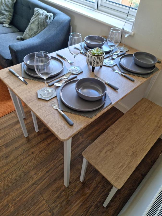 مانسفيلد Lovely 2 Bedroom Serviced Apartment With Parking المظهر الخارجي الصورة
