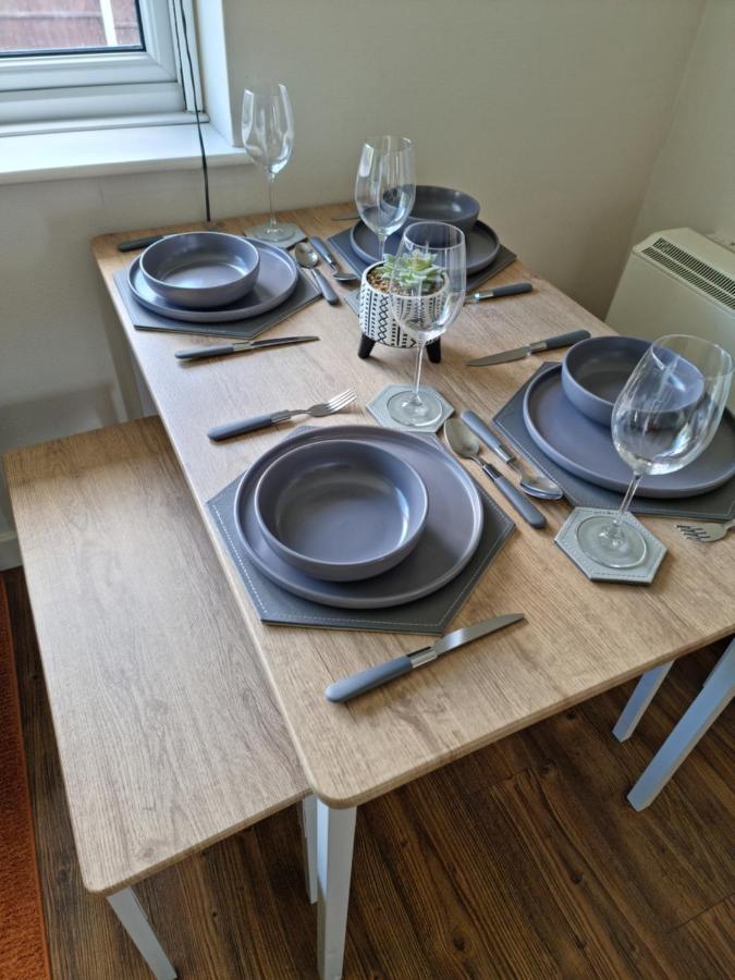 مانسفيلد Lovely 2 Bedroom Serviced Apartment With Parking المظهر الخارجي الصورة